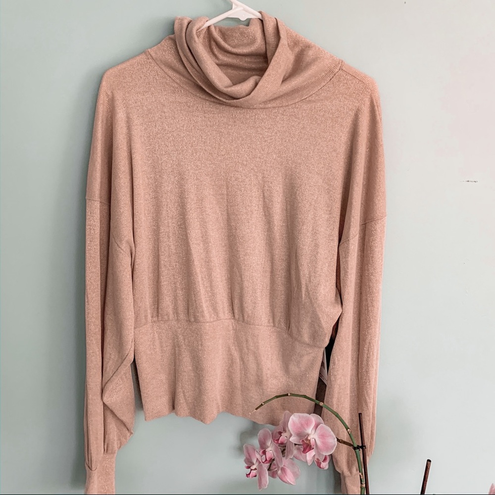 NWT FREE PEOPLE SWEATER